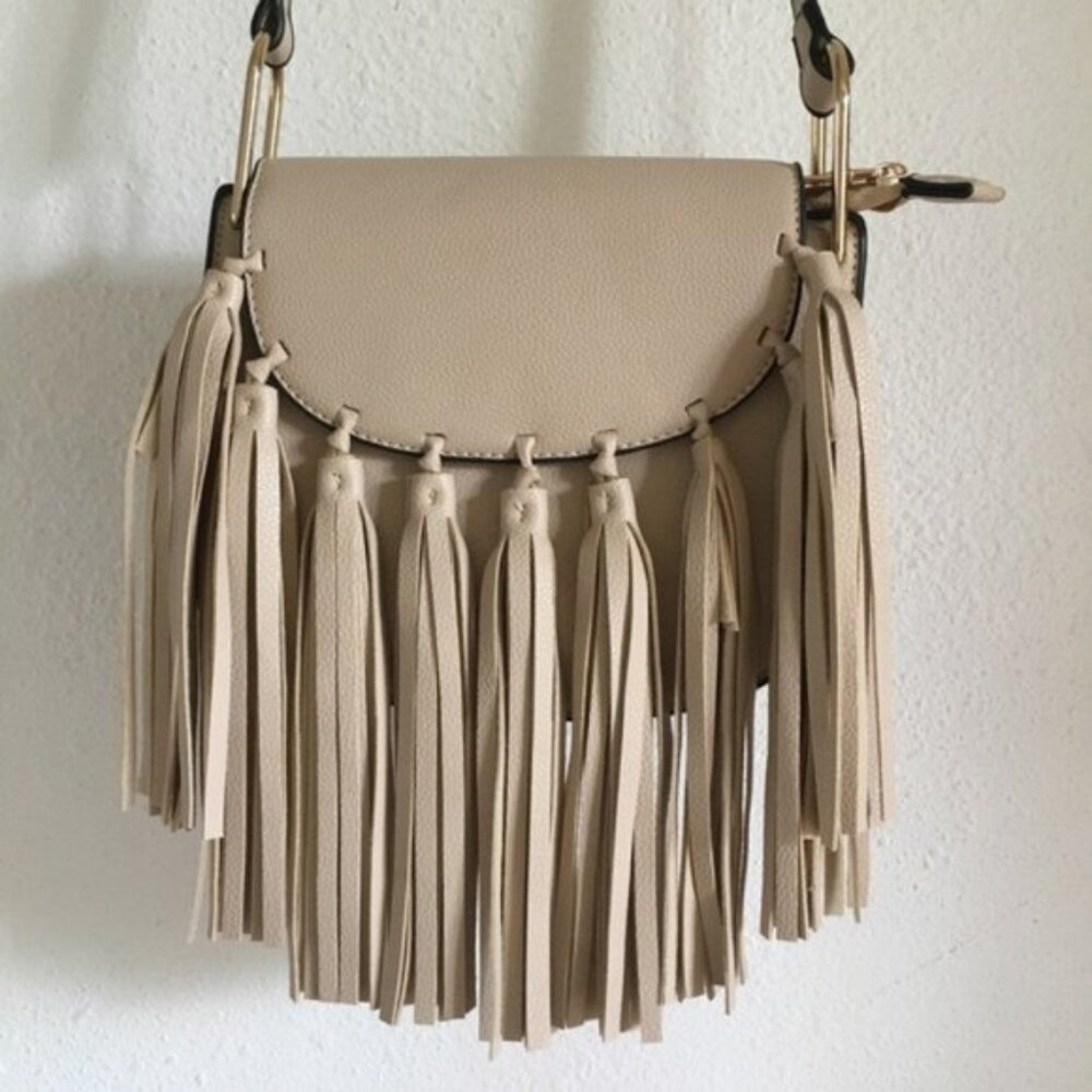 NWOT Fringe Fringe Fringe! Cross Body Bag Purse